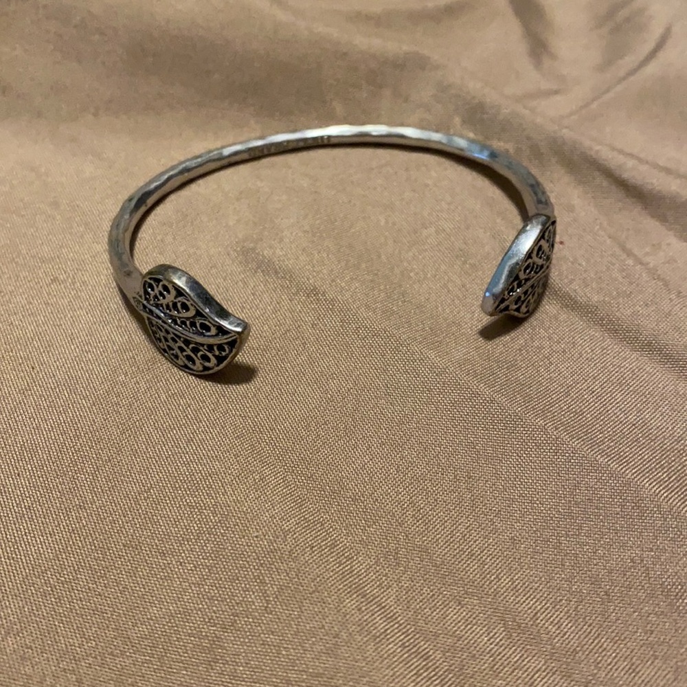 Lucky Brand Silver Leaf Bangle Bracelet